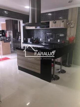 Imagem Casa em Condomínio à venda em Villa dos Inglezes com 314m² 3 suítes, 4 vagas