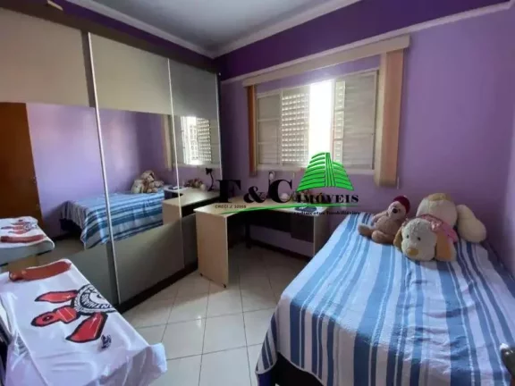 Imagem Casa / Sobrado para Venda em Limeira, Jardim das Palmeiras, 4 dormitórios, 1 suíte, 3 banheiros, 7 vagas