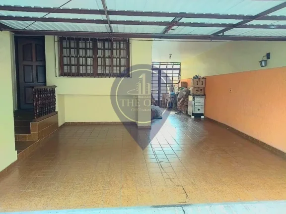 Imagem Oportunidade única: Casa à venda em Santana, São Paulo-SP, com 3 quartos, 1 suíte, 2 salas, 2 banheiros, 4 vagas e 280m².