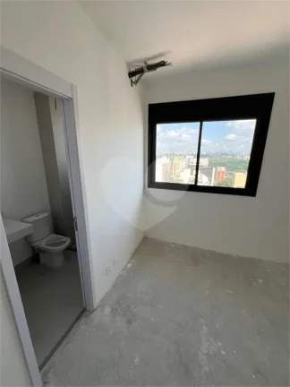 Imagem Cobertura à venda com 3 quartos, sendo 3 suítes, no condomínio Clari Pinheiros, São Paulo - SP