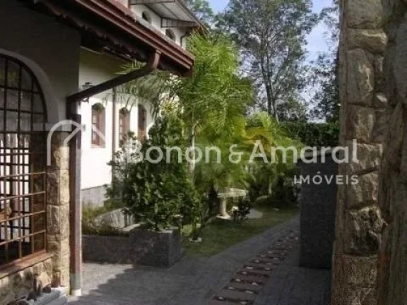 Imagem Casa em condomínio com 1100m² e 7 quartos