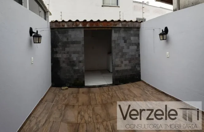 Imagem Casa / Sobrado para Venda em Camboriú / SC no bairro São Francisco de Assis
