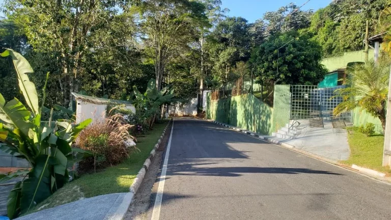 Imagem Sobrado com 4 dormitórios à venda, 335 m² por R$ 2.150.000,00 - Caputera - Arujá/SP