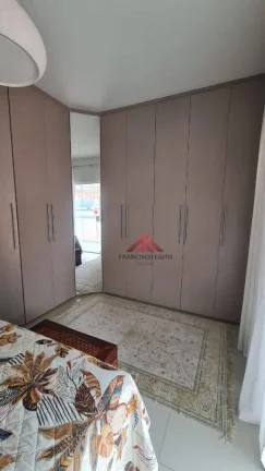 Imagem Casa com 3 dormitórios à venda, 200 m² por R$ 520.000,00 - Barro Vermelho - São Gonçalo/RJ