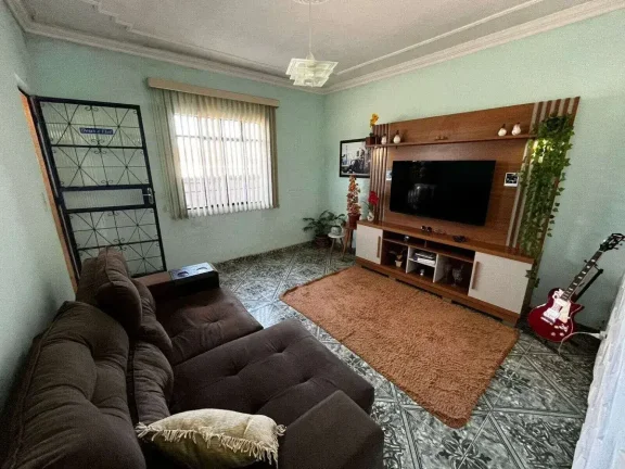 Imagem Casa à venda, com 4 quartos no bairro Nova Cidade