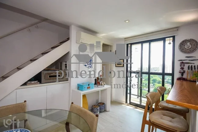 Imagem Apartamento em Pinheiros com 70m², charmoso e funcional...Duplex, andar alto, vista espetacular!