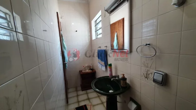 Imagem Casa Assobradada para Venda em São Bernardo do Campo com Utilização para Residencial ou Comercial no bairro Jardim do Mar..