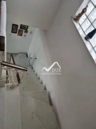 Imagem Sobrado com 4 dormitórios à venda por R$ 4.240.000,00 - Ponta da Praia - Santos/SP