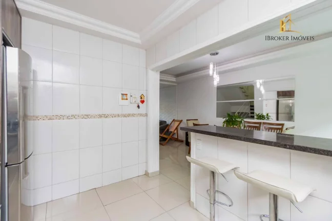 Imagem Sobrado com 3 quartos à venda, 143 m² por R$ 890.000 - Bairro Alto - Curitiba/PR