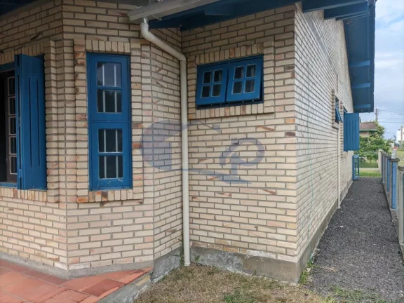 Imagem Casa á venda com 3 dormitórios na Bela Torres em Passo de Torres/SC