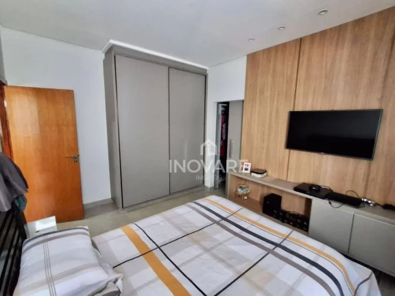 Imagem Casa com 3 dormitórios à venda, 195 m² por R$ 1.200.000 - Village Imperial - Itumbiara/GO