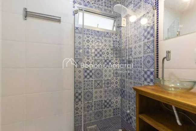 Imagem Lindo apartamento mobiliado e decorado no Cambuí, totalmente reformado. 

Possui 1 quarto com armá...