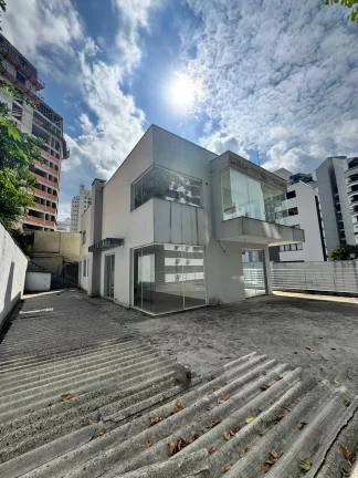 Imagem Casa com 4 dormitórios sendo 2 suítes e ampla garagem a no bairro Jardim Blumenau - Blumenau/SC