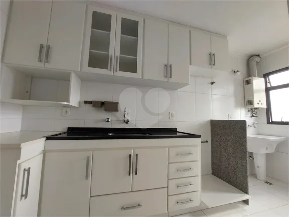 Imagem Apartamento à venda com 2 quartos, sendo 1 suíte, no condomínio Toulon, São Paulo - SP