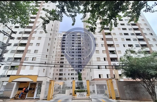 Imagem Apartamento para locação na Barra Funda, São Paulo-SP: 3 quartos, 2 salas, 1 banheiro, 2 vagas de garagem, 68m² de área.