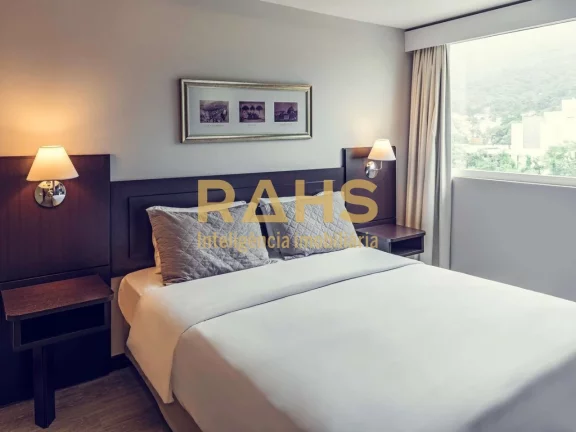 Ótimo negócio para quem busca investir: um quarto tipo stand localizado no Centro de Jaraguá do S...