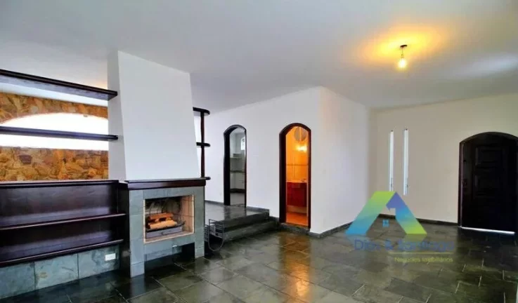 Imagem CASA TÉRREA - EXCELENTE LOCALIZAÇÃO