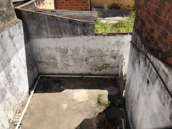 Imagem Casa à venda, Cruz da Almas, 8/4, 4 wc, 281m2, garagem, próximo a UNIT