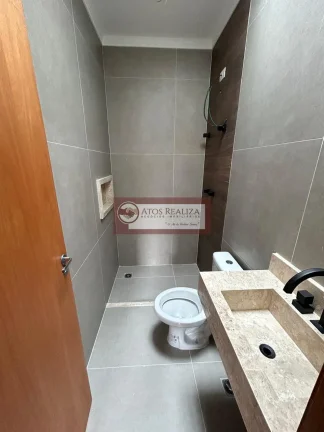 Imagem Chegou a sua Oportunidade de comprar seu Imóvel Vendo Sobrado (esquina) na vila Gea, com 2 Dormitórios, sendo 2 suítes, 2 vagas Paralelas, Lavabo, Infraestrutura para Ar Condicionado e Agua Quente, R$ 650.000 Valor de Oportunidade.