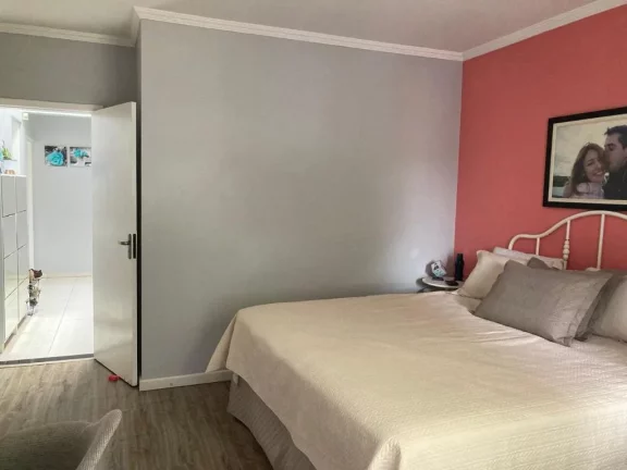 Imagem Sobrado com 3 dormitórios à venda, 271 m² por R$ 1.300.000,00 - Vila Áurea - Poá/SP