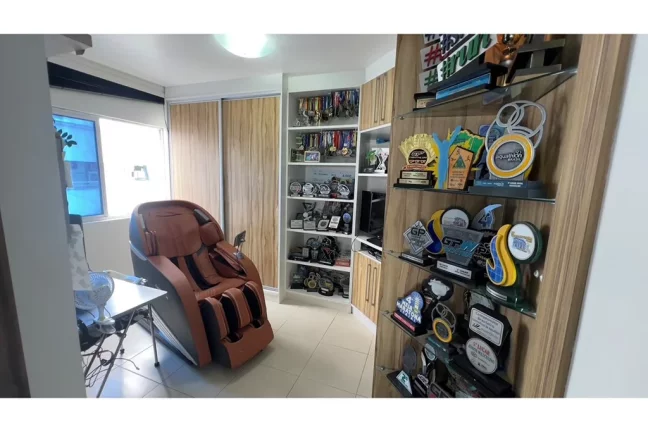 Imagem CR2C 145 Apto 590231197-7 - Apartamento à venda no bairro Centro - Balneário Camboriú/SC