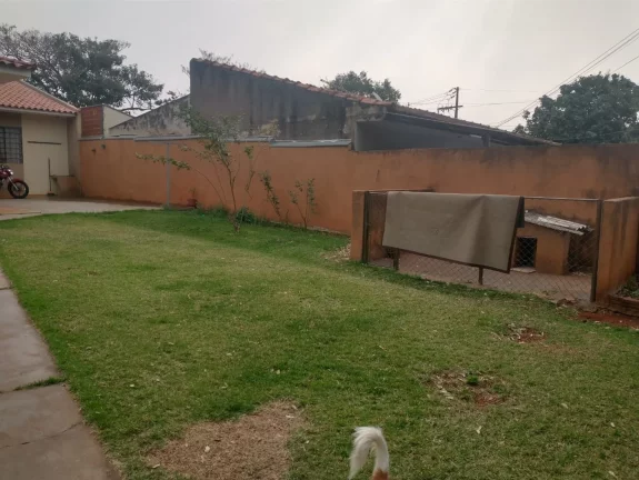 Imagem Casa 3 dormitórios para Venda em Maringá, Loteamento Batel, 3 dormitórios, 1 suíte, 2 banheiros, 2 vagas