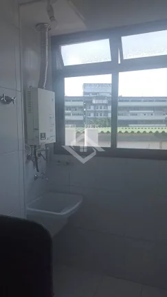 Imagem Maravilhoso Apartamento de 2 Quartos no Condomínio Enseada – Centro