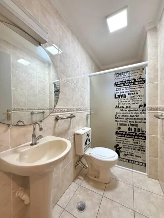 Imagem Lindo Apartamento a com dois dormitórios na Guilhermina de Praia Grande.