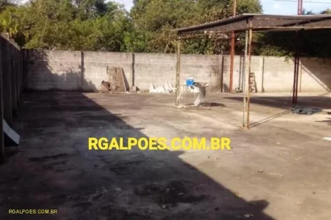 Imagem Galpão para Locação em DUQUE DE CAXIAS, Capivari, 2 banheiros