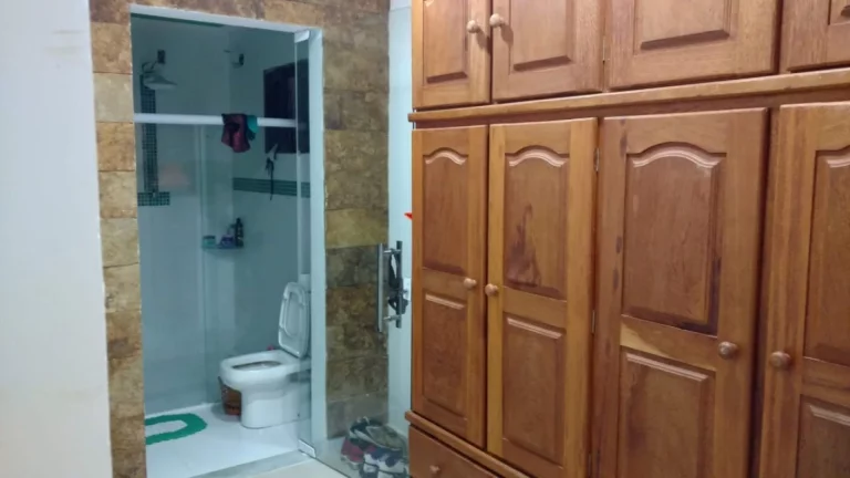 Imagem Casa à venda no Condomínio Portal do Sol - Amplo espaço, 6 quartos e 5 vagas de garagem!