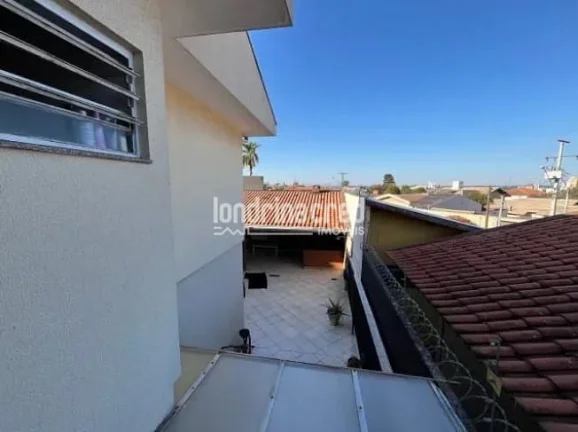 Imagem Amplo sobrado com 5 quartos, 2 suítes e área gourmet no Bairro Aeroporto – terreno 390 m² e 330 m² de construção