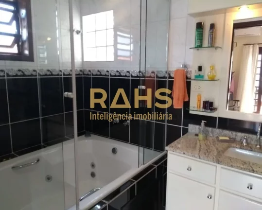 Imagem Linda e ampla residência em uma região tranquila do bairro América. Sobrado de dois andares, no p...