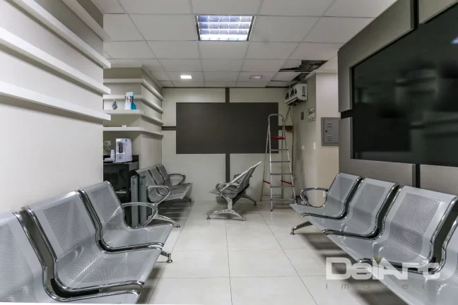 Imagem Sala/Conjunto Comercial Corporativo LOCADA - 182,61m2 + 02 vagas - Edifício Curitibano Prime Center - R$ 1.450.000,00 - Água Verde.