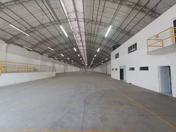 Imagem Galpão para alugar, 4000 m² por R$ 78.500,00/mês - Vila Sol Nascente - Suzano/SP