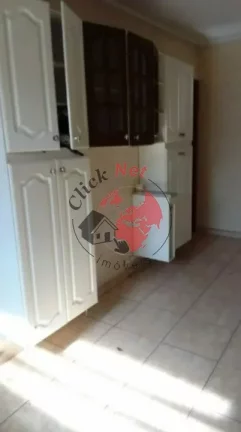 Imagem Casa térrea à venda bem localizada no bairro Pauliceia, São Bernardo do Campo com 3 dormitórios, 2 vagas, 120 m².