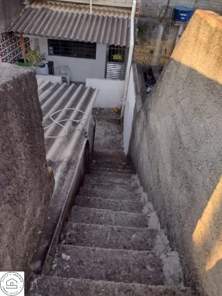 Imagem Imóvel em Franco da rocha / Parque vitória / 10 minutos do centro / 4 casas no terreno + 02 salões comerciais.