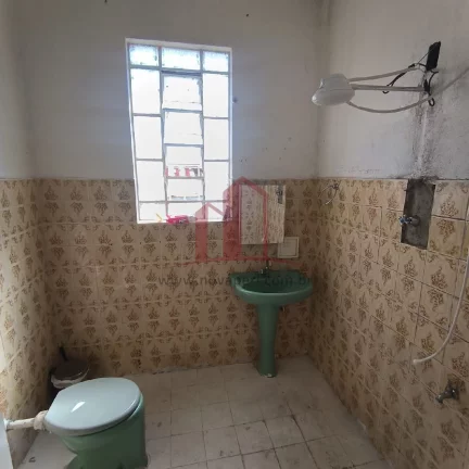 Imagem Imperdível oportunidade! Casa à venda em Franco da Rocha-SP, Centro. 2 quartos, 1 sala, 2 banheiros. 180m² de área.