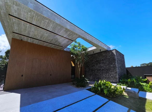Imagem Casa de luxo à venda em Riviera de São Lourenço Módulo 15: 5 suítes, 3 salas, 3 vagas, 542m² de área.