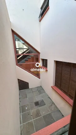 Imagem LINDA RESIDÊNCIA NO BAIRRO NOSSA SENHORA DE LOURDES