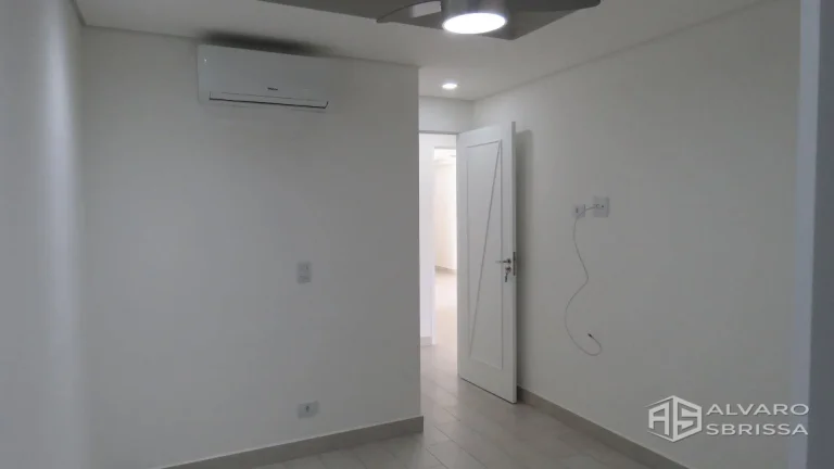 Imagem Apartamento novo com 3 dormitórios sendo uma suíte, com sacada, todos com ar condicionado, repleto de armários. 84m2 - vejas as fotos do condominio