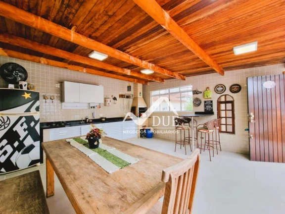 Imagem Casa com 3 dormitórios à venda, 200 m² por R$ 1.480.000,00 - Boqueirão - Santos/SP