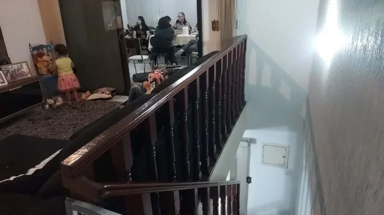 Imagem Sobrado com 4 dormitórios à venda, 160 m² por R$ 600.000,00 - Vila Urupês - Suzano/SP
