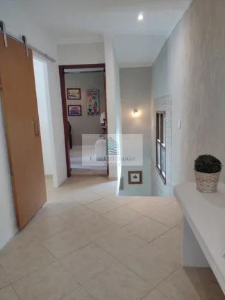 Imagem Casa em condomínio à venda no Rio de Janeiro-RJ, bairro Taquara: 3 quartos, 1 suíte, 2 salas, 2 banheiros, 1 vaga, 200m².