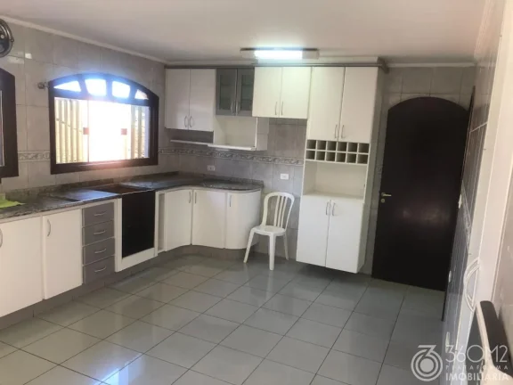 Imagem Sobrado para Venda em Santo André / SP no bairro Parque Marajoara