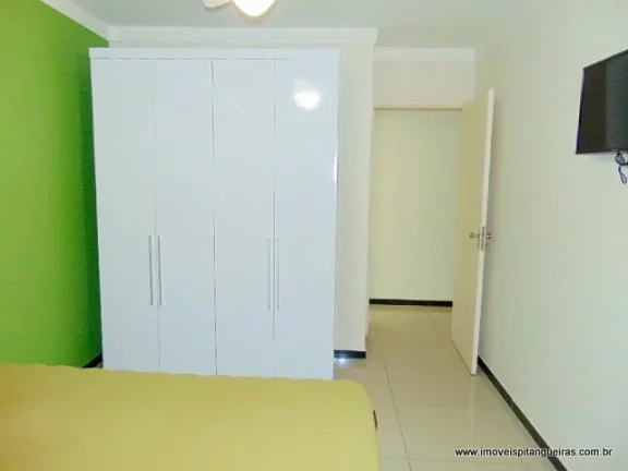 Imagem Tombo - Uma quadra do mar - Totalmente reformado - Garagem demarcada.