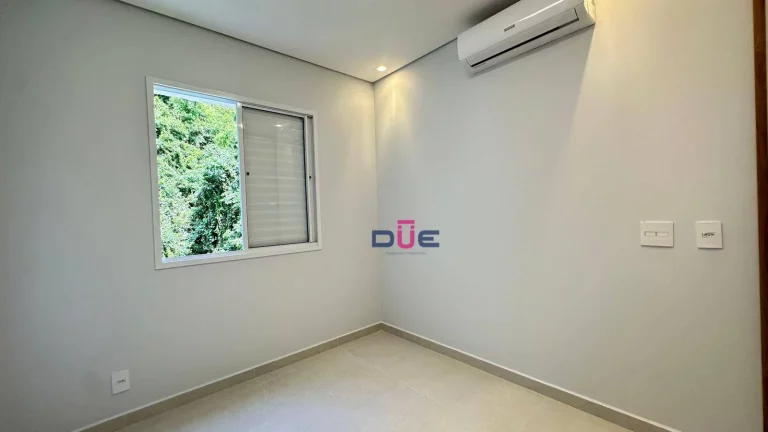 Imagem Apartamento novinho lindamente decorado, no Marapé em Santos. 2 quartos sendo 1 asuite, varanda, lazer completo. 30 itens de lazer