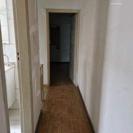 Foto do imóvel: Casa confortável de 2 dormitórios, 2 banheiros, sala para dois ambientes, com entrada lateral e va...