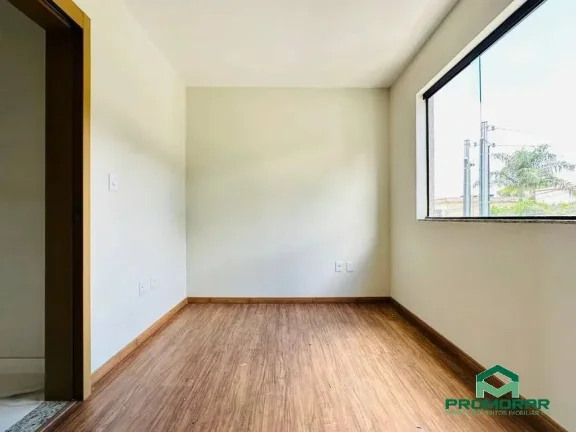 Imagem Casa com 3 quartos, suíte, 2 vagas, Bairro Santa Mônica, Belo Horizonte