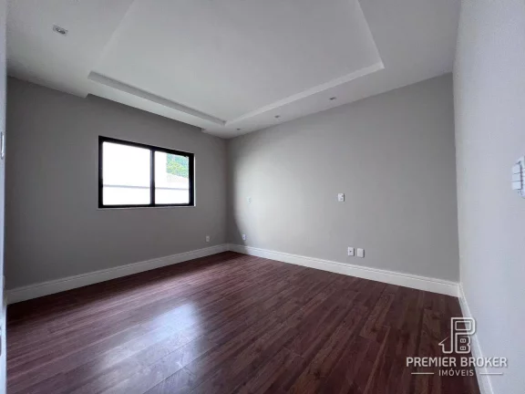 Imagem Casa com 3 dormitórios à venda, 178 m² por R$ 1.300.000,00 - Albuquerque - Teresópolis/RJ