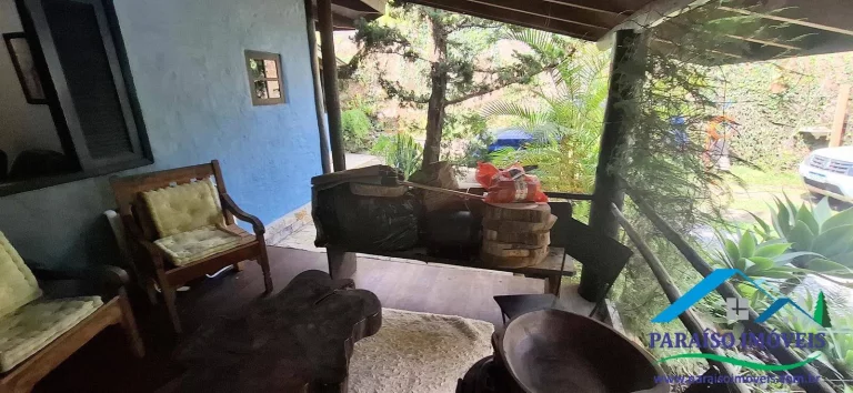 Imagem Seu Refúgio Urbano na Mantiqueira: Charme e Natureza em Gonçalves!